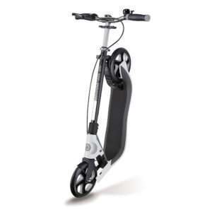 SCOOTER.GLOBBER.478-106 ONE NL205 DELUXE