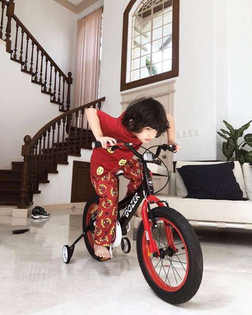 erexai mankakan hecaniv